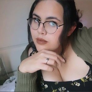 Meet your Posher, Izabel